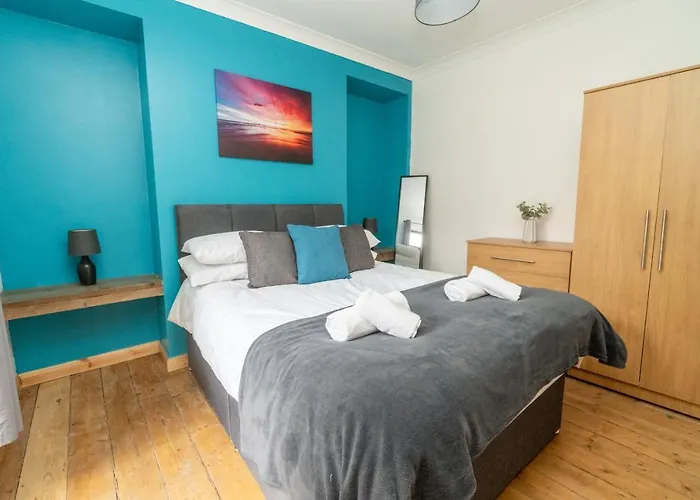 Business Friendly & Spacious 2Br Home - Perfectly Located For Working In Swansea